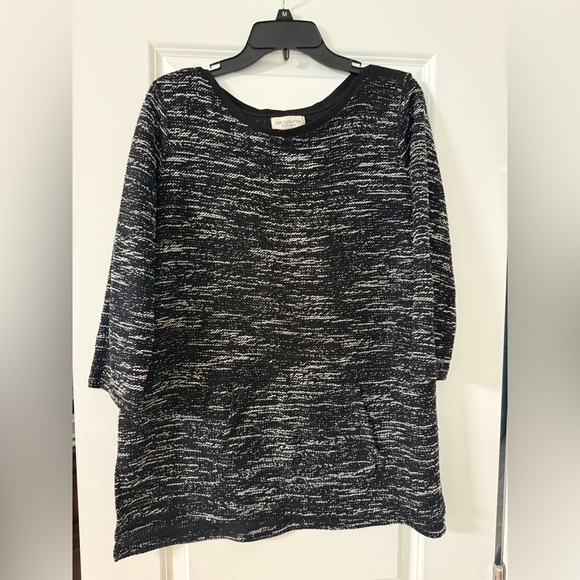 Liz Claiborne Black and White Knit Top - Picture 1 of 3
